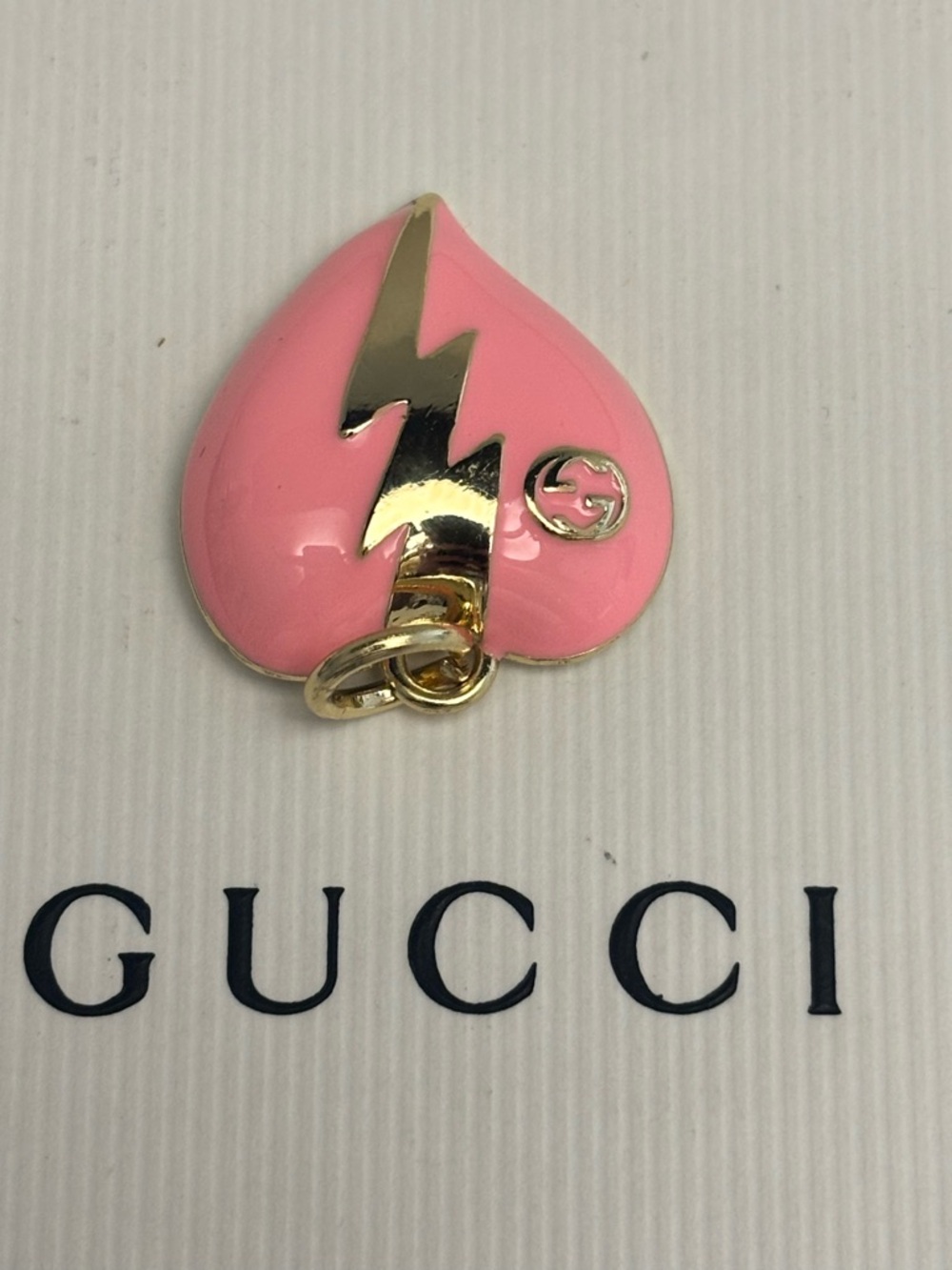 Gucci Pink Enamel Heart Charm with Gold Lightning Bolt - Picture 3 of 6